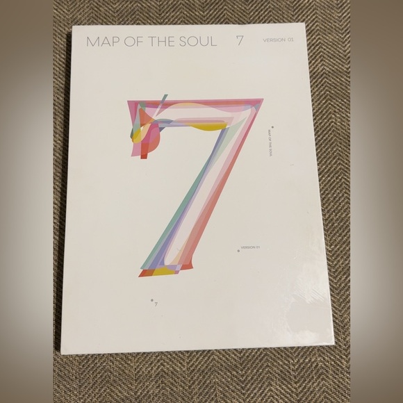 BTS Map of the Soul 7 album version 1 - Picture 1 of 3